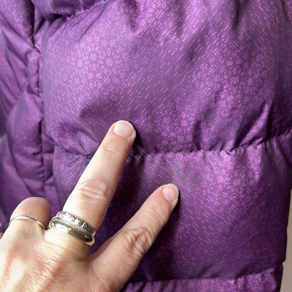 Columbia size Medium Down hooded Jacket - Picture 12 of 16